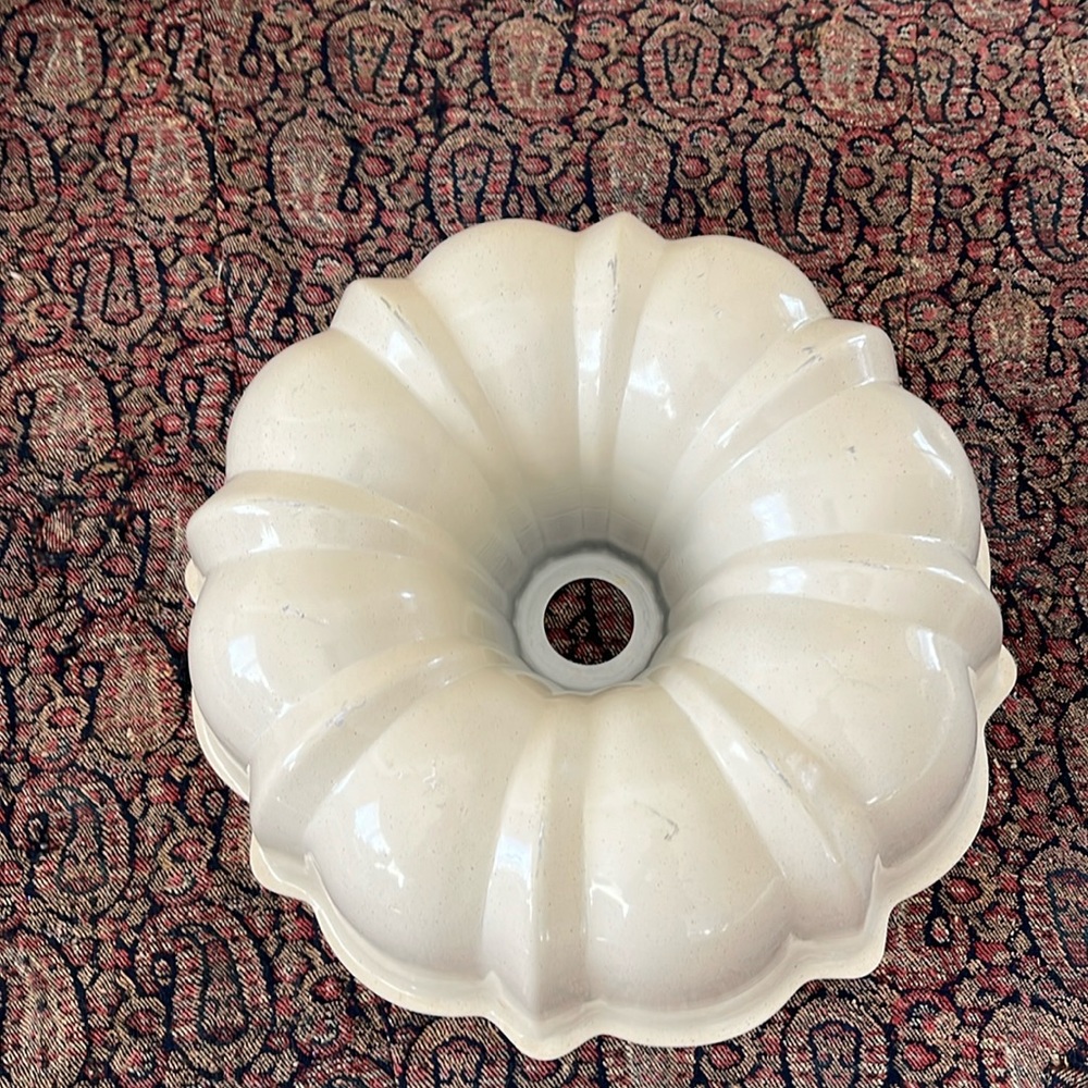 Bundt Cake Pan